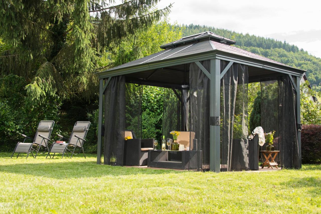 Weinhotel Sonnenschein Ernst Luaran gambar