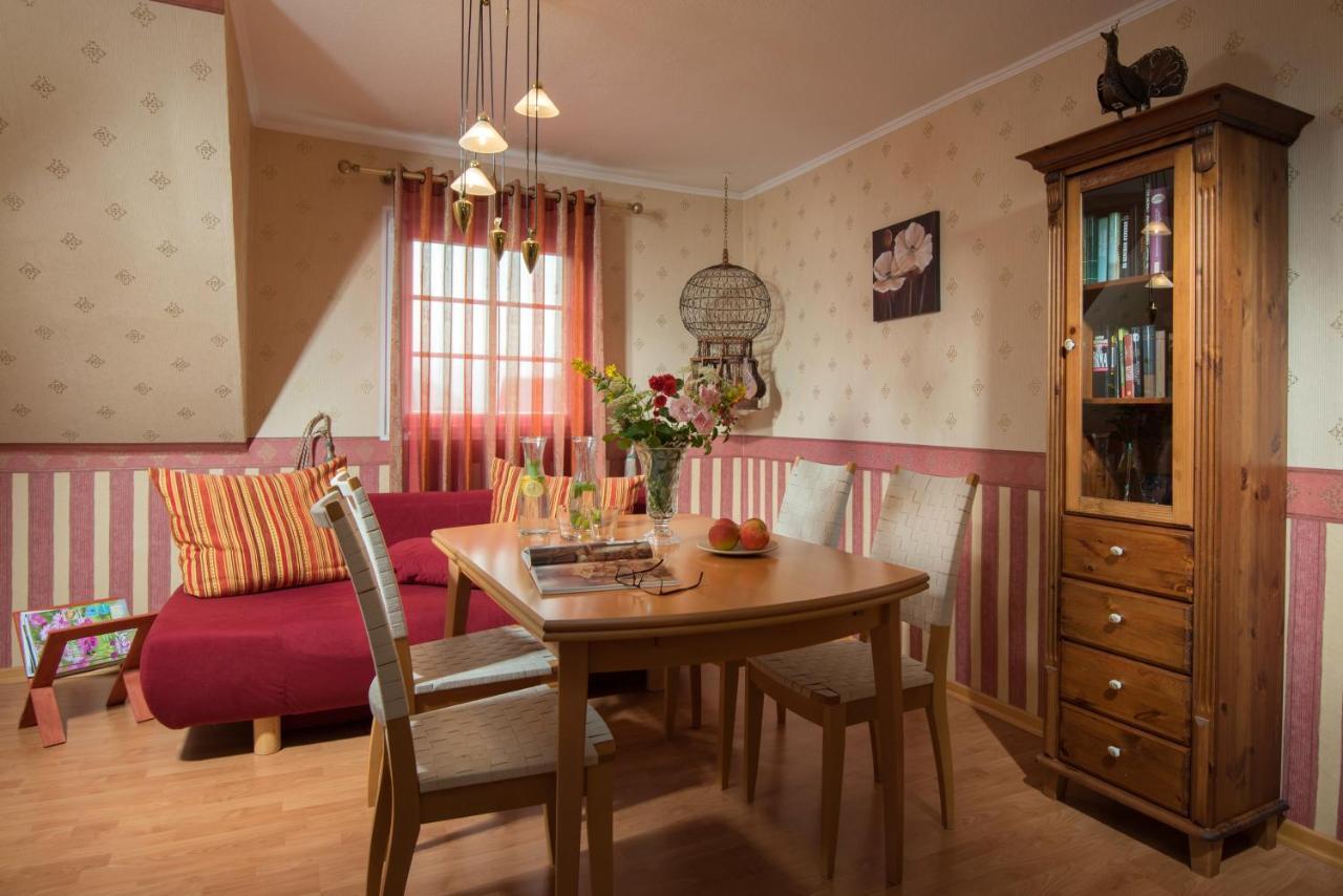Weinhotel Sonnenschein Ernst Luaran gambar
