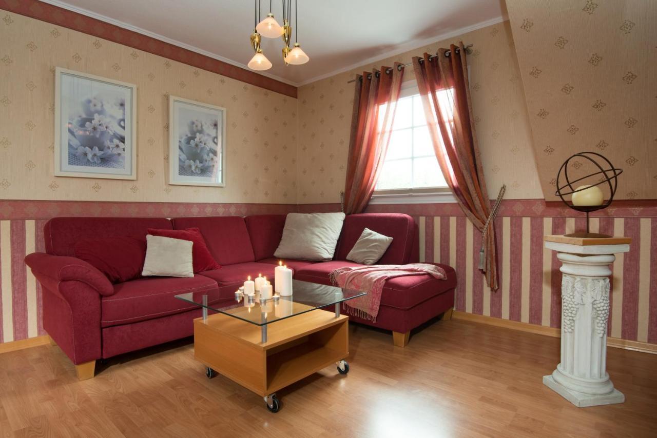 Weinhotel Sonnenschein Ernst Luaran gambar