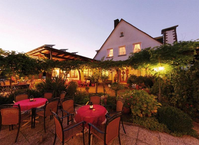 Weinhotel Sonnenschein Ernst Luaran gambar